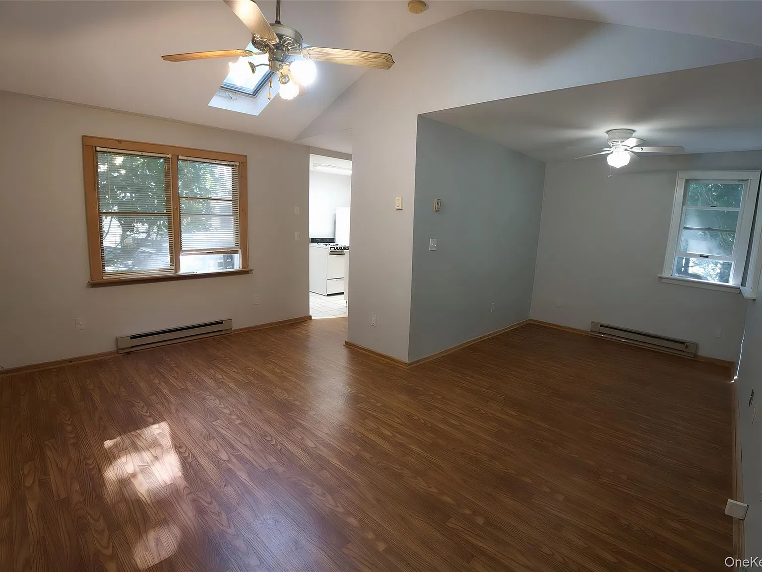 Studio, 1.0 bath, 350 sqft, $1,400 — Photo 2