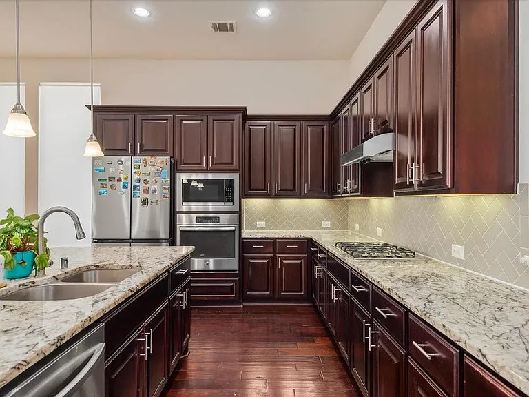 11231 Dunstan Hill Dr — Photo 6