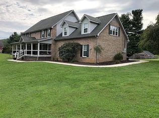 507 Wakefield Ct, Kingsport, TN 37663