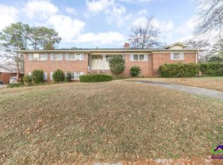 100 Edgewood Ave, Warner Robins, GA 31088