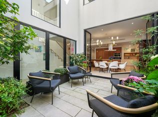 8 Byron St #TOWNHOUSE, Boston, MA 02108