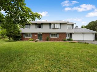 7694 N Court St, Canastota, NY 13032