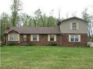 2567 Old Washington Rd, Cedar Hill, TN 37032
