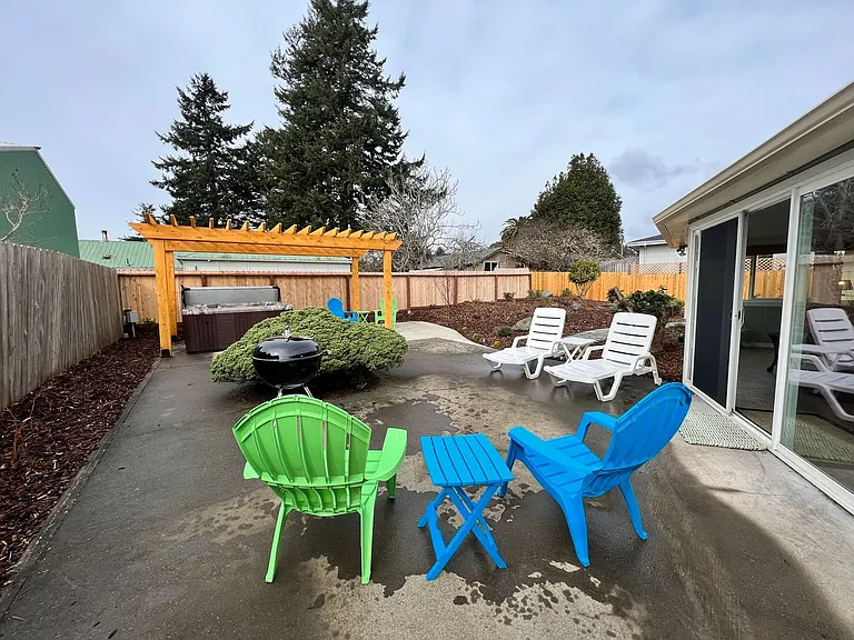 307 Del Norte Ln — Photo 4