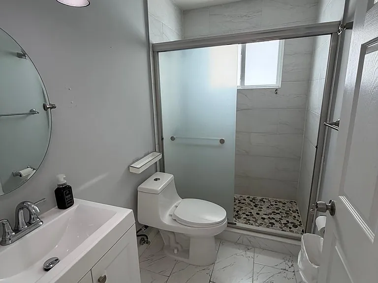 3210 SW 24th Ter — Photo 6
