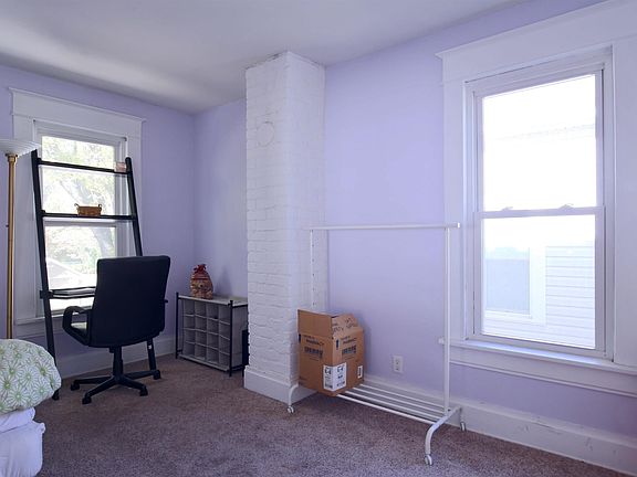 5th image of 1173 N Columbus St