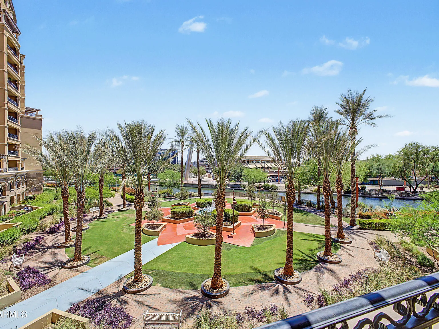 2 bed, 2.5 bath, 2070 sqft, $8,600 — Photo 2