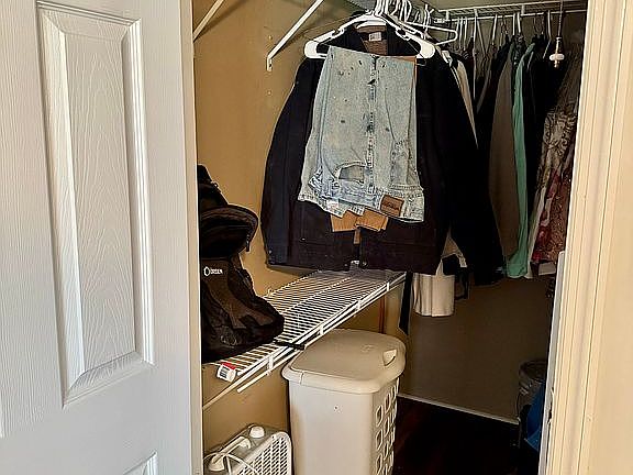 3rd bedroom walk- in closet