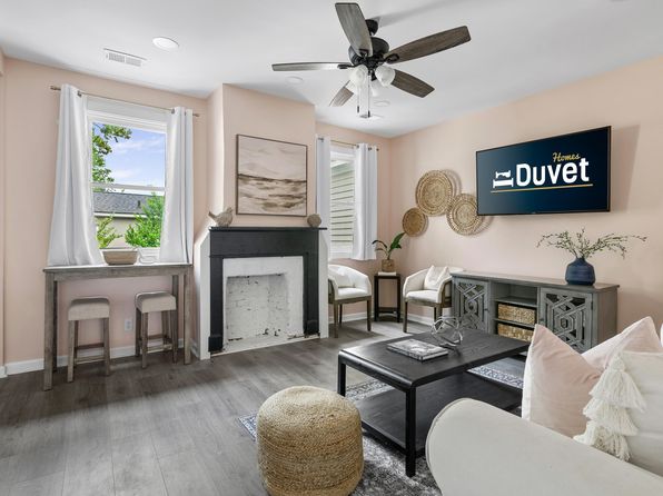 charleston-south-carolina-2057762737 picture