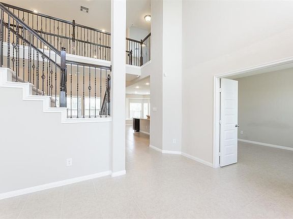 5th image of 11623 Balthamwood Ln