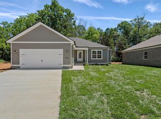 632 Pleasant Meadow Ln, Bowling Green, KY 42101