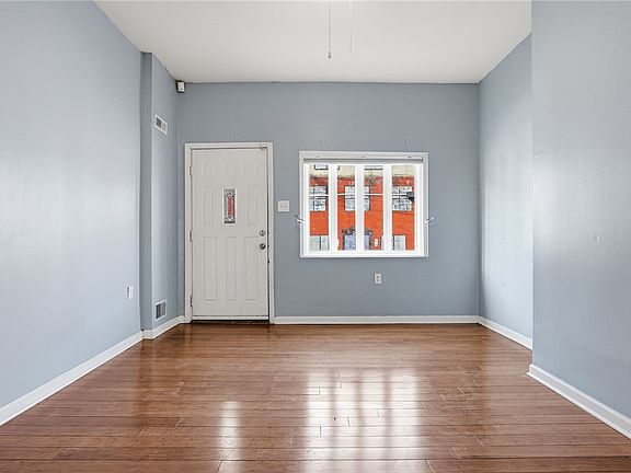 4th image of 2334 Fox Way