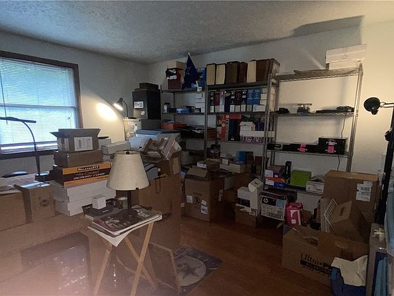 5th image of 1326 Barclay Messerly Rd