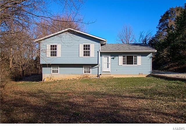 Great 3 bedroom home nestled among the trees!