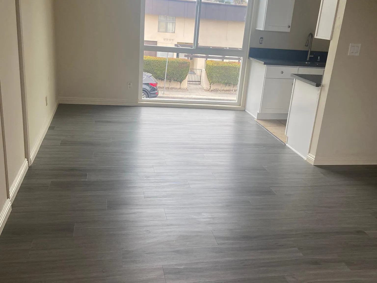 2 bed, 950 sqft, $2,275 — Photo 4