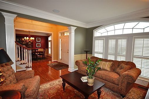 3rd image of 1501 Willowdale Dr