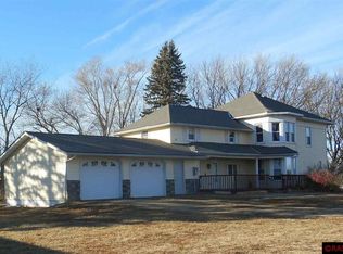 33300 180th St, Winnebago, MN 56098