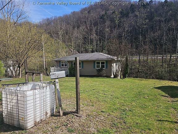 2nd image of 234 Daystar Rd