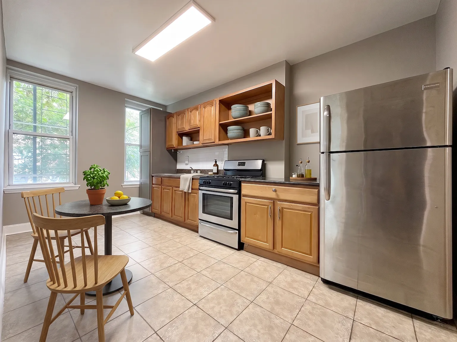 124 Linden Street — Photo 4