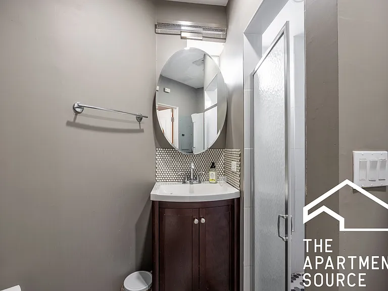 1806 W Grand Ave #3F — Photo 11