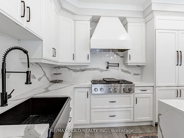 3352 Vernon Powell Dr — Photo 19
