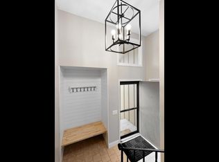 6909 Unity Ave N, Brooklyn Center, MN 55429