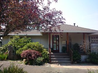 7575 44th Ave SW, Seattle, WA 98136