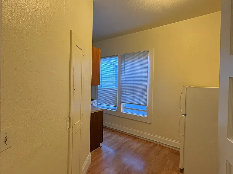 847 Clay St #40 — Photo 2