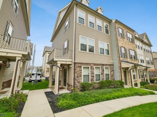 9 Haralson Ct, Livingston Twp., NJ 07039