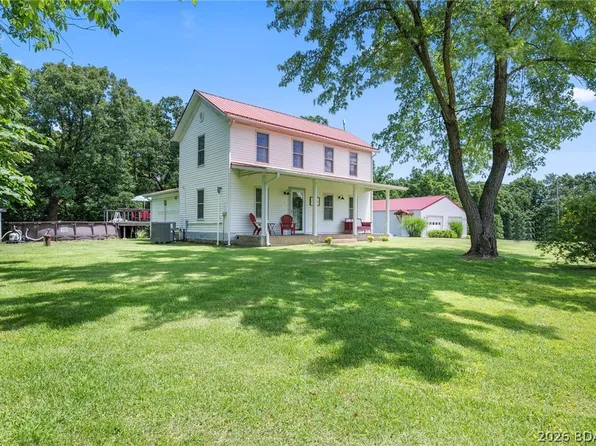 187 Cedar Ln, Iberia, MO 65486