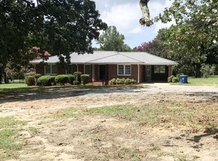 235 Harve Mathis Rd, Athens, GA 30601