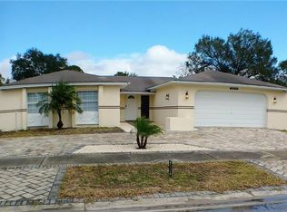 10934 Water Oak Dr, Port Richey, FL 34668