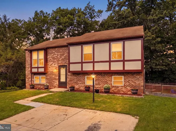 12 Beefwood Ct, Baltimore, MD 21221