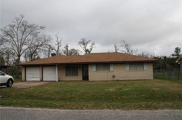 1st image of 155 Benny Ave