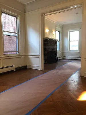 Rented by Alexander Bilu, LREB | media 12