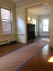 Rented by Alexander Bilu, LREB