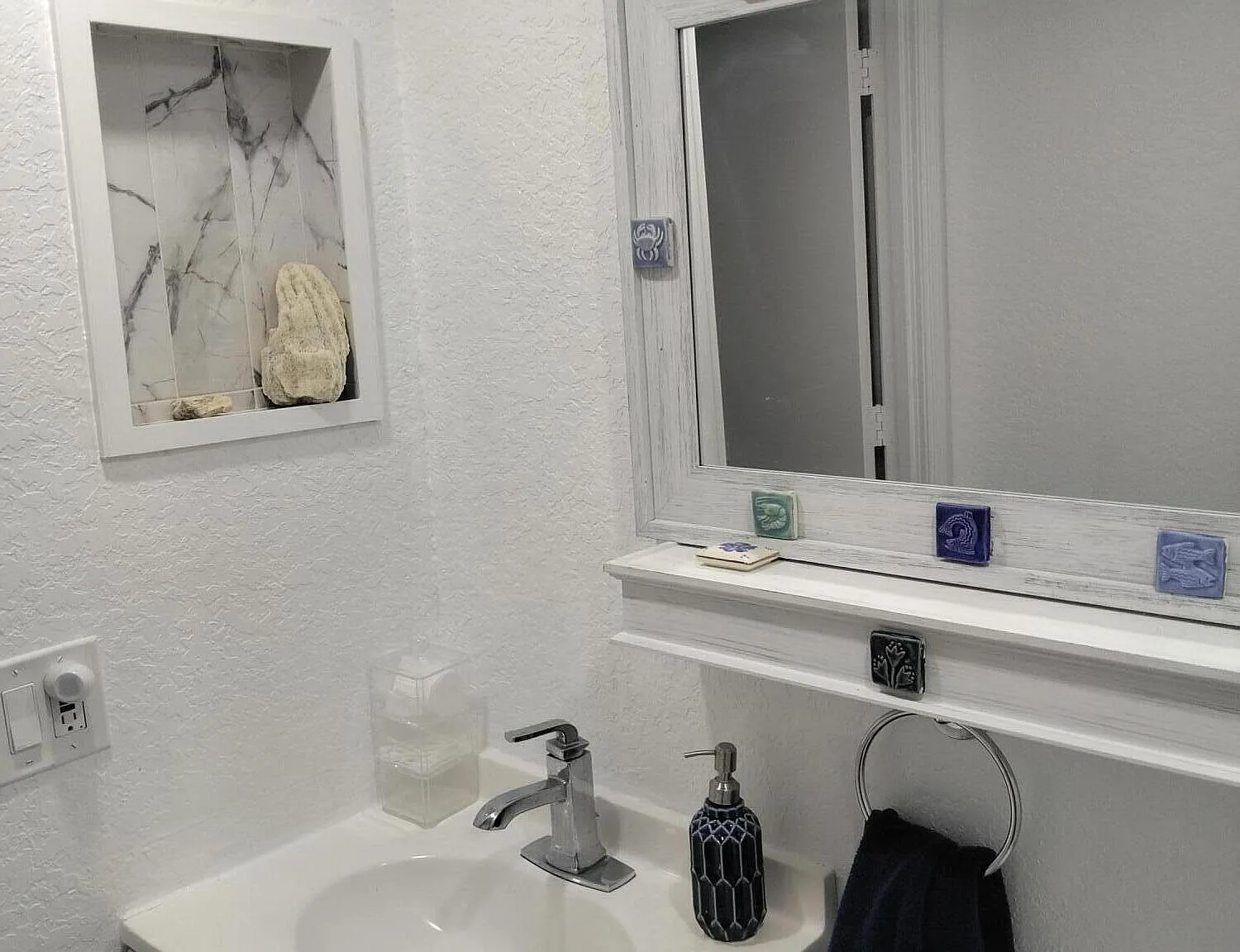 1 bed, 1.5 bath, 720 sqft, $1,400 — Photo 2
