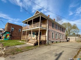 696 N Main St, Torrington, CT