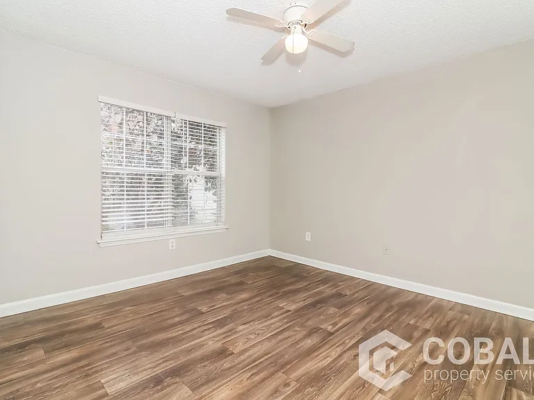 987 Collier Rd NW #E — Photo 8