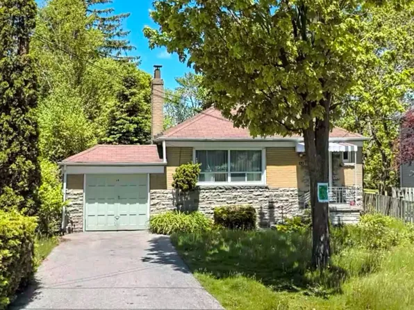 12 Chatterton Blvd, Toronto, ON M1M 2G2