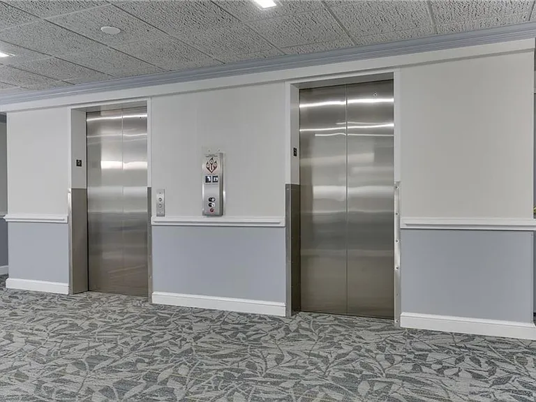 7320 Glenroie Ave #4G — Photo 7