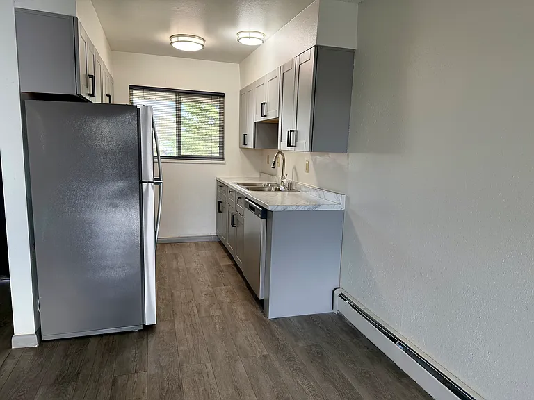 Cedar Terrace Apartments — Photo 8