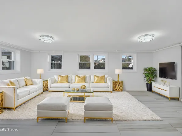 7 Malone Ave, East Atlantic Beach, NY 11561