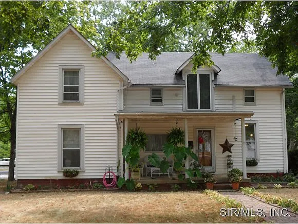 408 White Ave photo 1