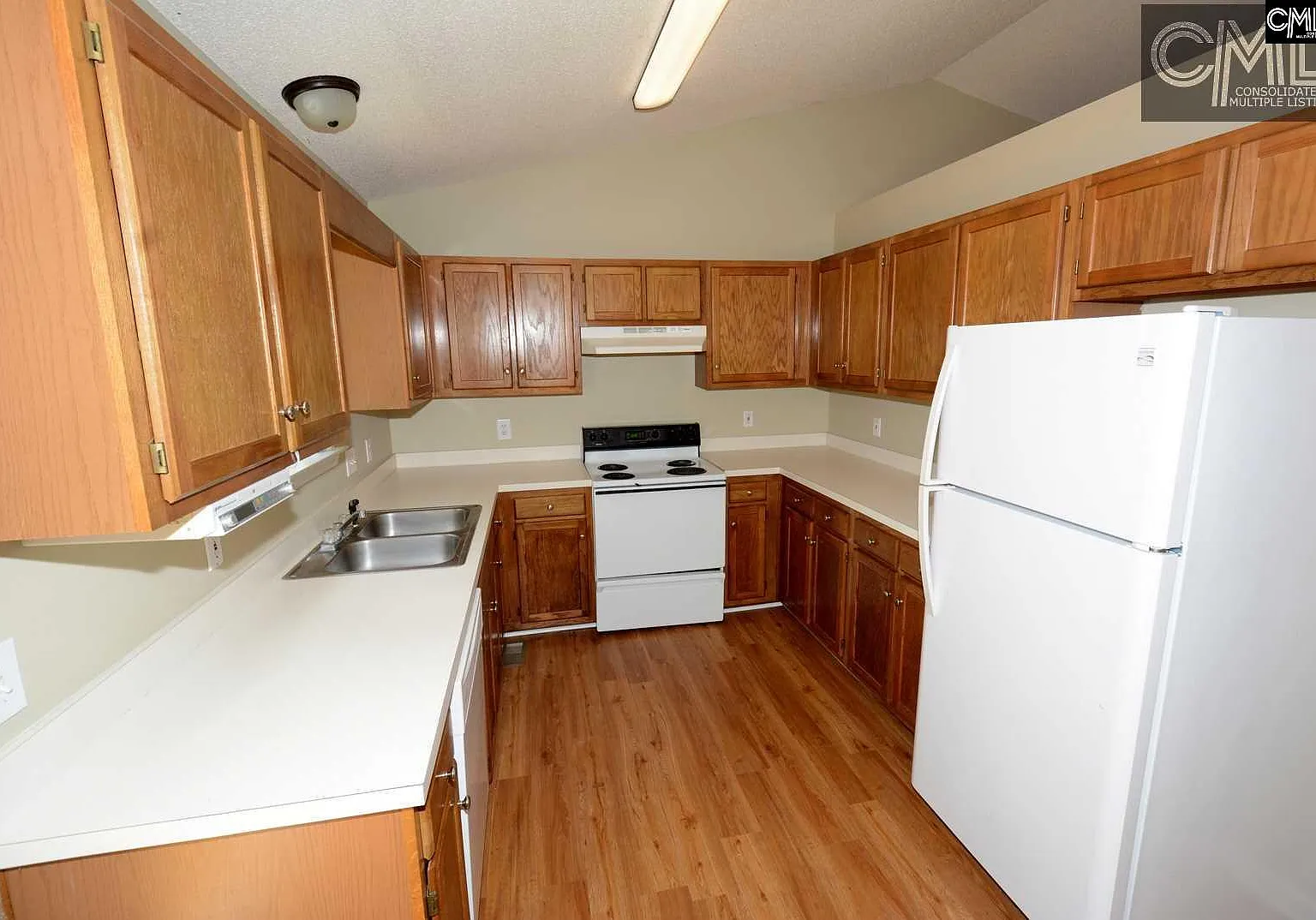 3 bed, 1300 sqft, $1,500 — Photo 4