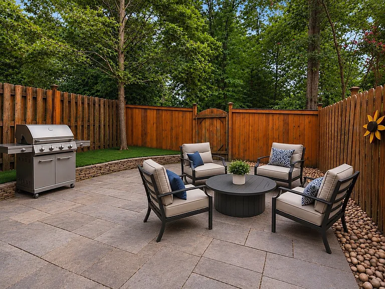 7047 Leewood Forest Dr — Photo 16