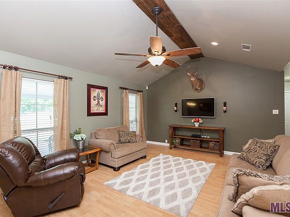 3rd image of 13212 Cole Dr