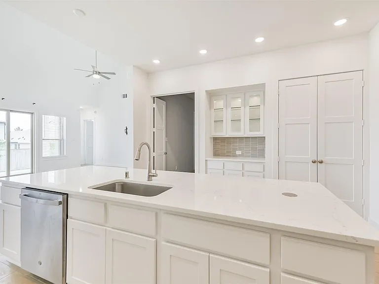 27027 W Rustlers Bnd — Photo 20