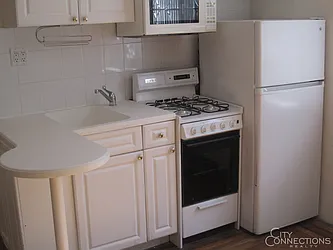 Rented by City Connections Realty