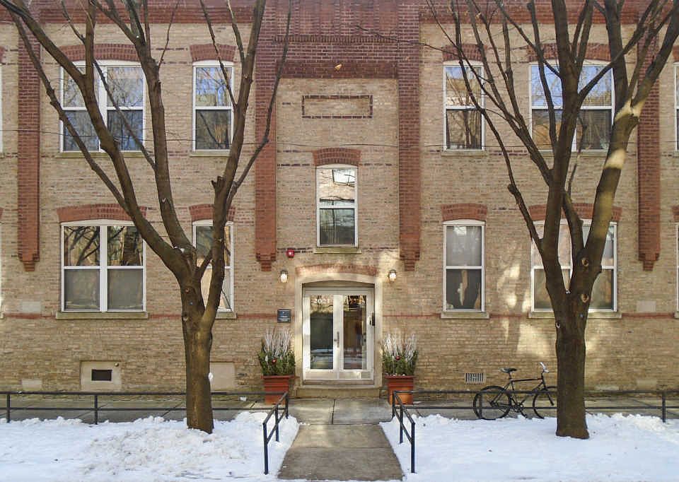 1st image of 2021 W Willow St APT 105